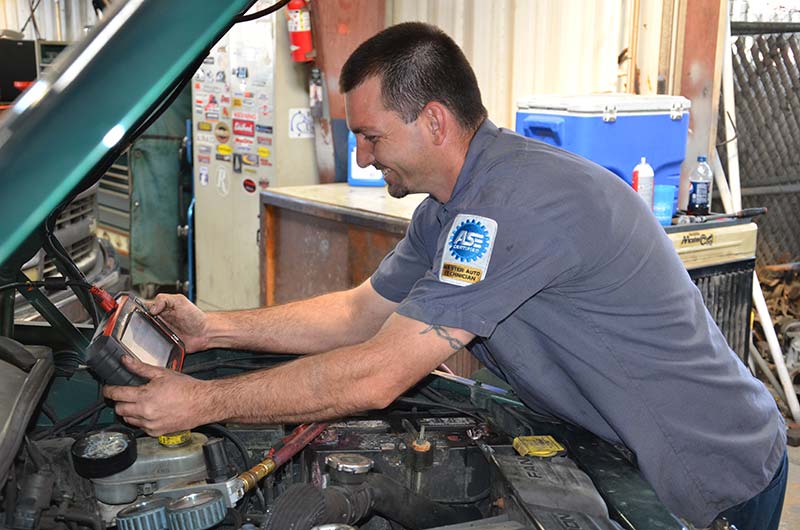 Auto Repair in Fussels Corner, FL